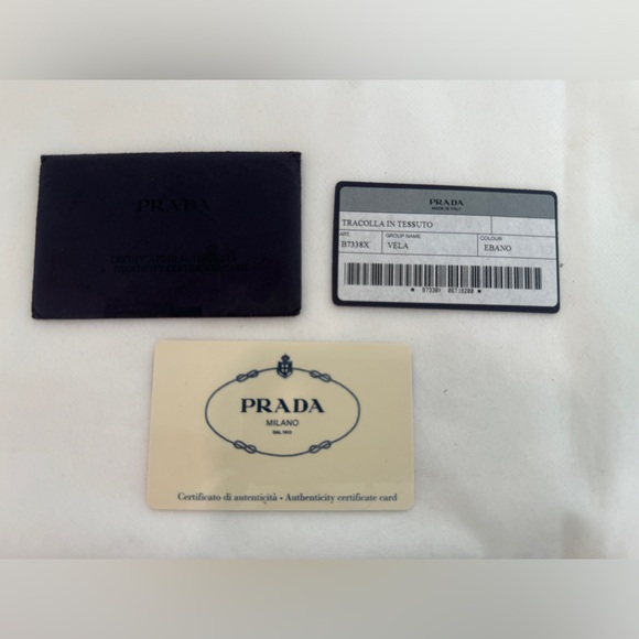 !!SOLD!! Authentic PRADA Nylon Tessuto Crossbody Bag - Picture 4 of 14